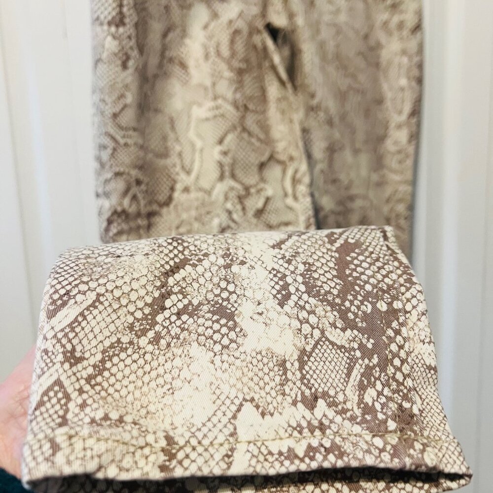 White House Black Market-Women's Snake Skin Print-High Rise Ankle Pants-Stretch - Picture 5 of 16
